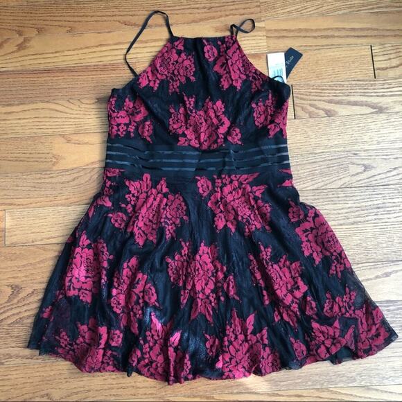 CITY STUDIO Lace Floral Fit Flare Party Red Black Dress Junior's Size 15 NWT - Picture 10 of 10